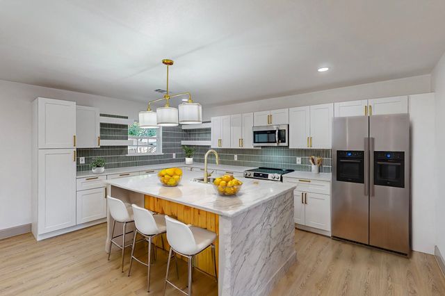 7437 Eccles Drive, Dallas, TX 75227