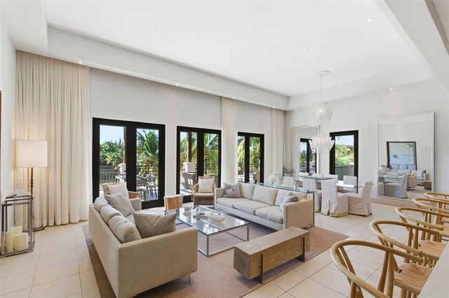 Building 8 LAS VERANDAS BAHIA BEACH 8371, Rio Grande, PR 00745