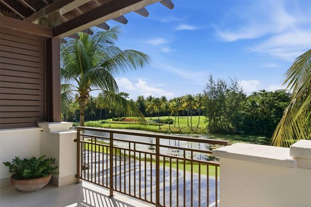 Building 8 LAS VERANDAS BAHIA BEACH 8371, Rio Grande, PR 00745