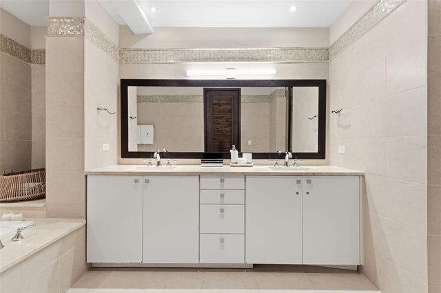 Building 8 LAS VERANDAS BAHIA BEACH 8371, Rio Grande, PR 00745