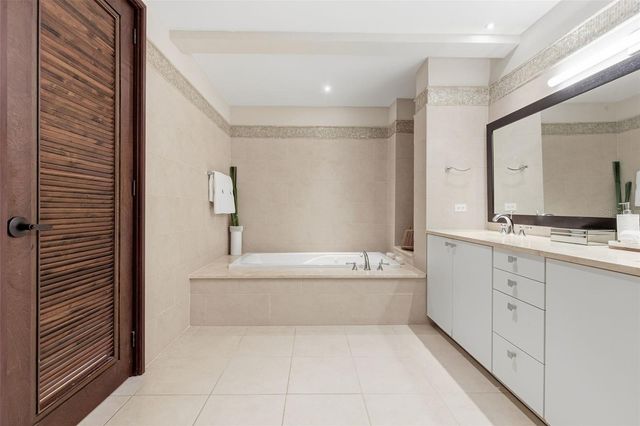 Building 8 LAS VERANDAS BAHIA BEACH 8371, Rio Grande, PR 00745