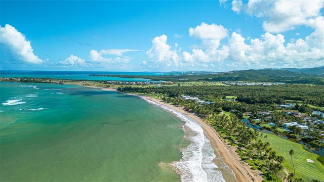 Building 8 LAS VERANDAS BAHIA BEACH 8371, Rio Grande, PR 00745