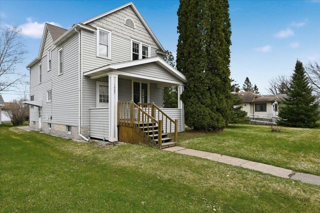 1907 E 4th Street, Superior, WI 54880