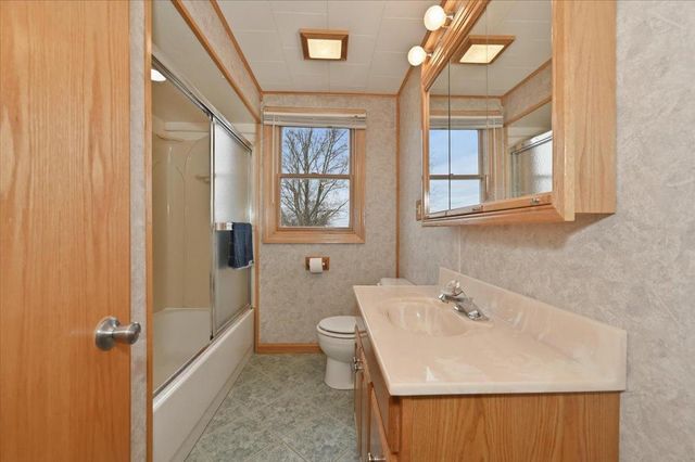1907 E 4th Street, Superior, WI 54880