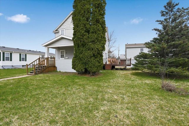 1907 E 4th Street, Superior, WI 54880
