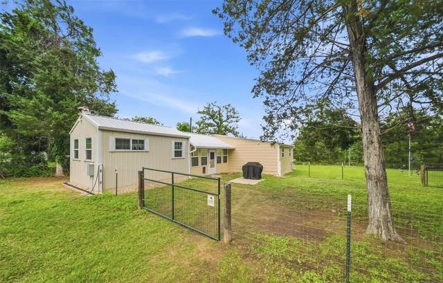 309 Giebel Lane, Somerville, TX 77879