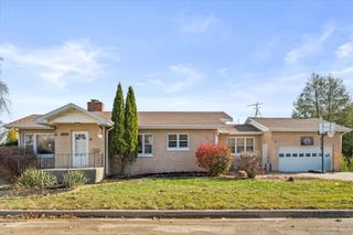 1060 Catherine Street, Joliet, IL 60435