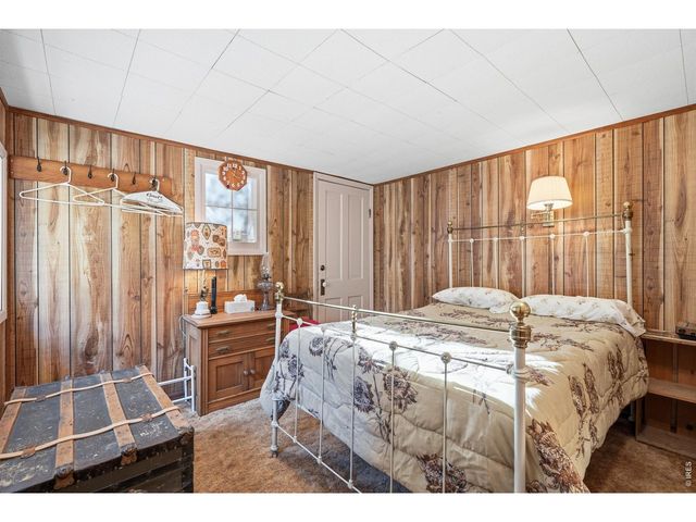 2476 Riverside Dr, Lyons, CO 80540