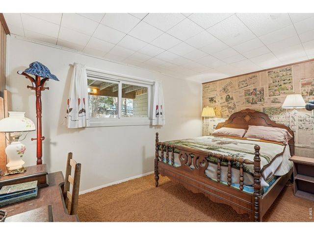 2476 Riverside Dr, Lyons, CO 80540