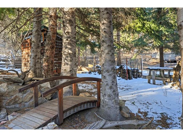 2476 Riverside Dr, Lyons, CO 80540