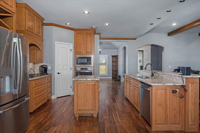 19800 CADES COVE Road, Canyon, TX 79015