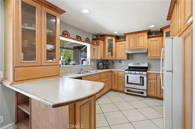 12218 Kumquat, Chino, CA 91710