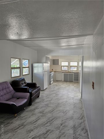 3546 E Warbler Lane, Kingman, AZ 86409