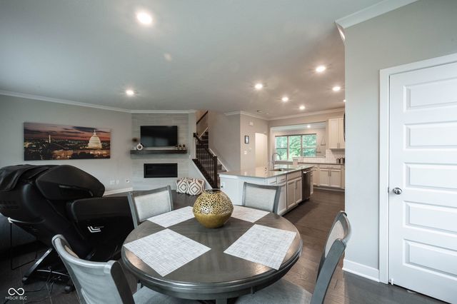 13338 Saxony Boulevard W, Fishers, IN 46037