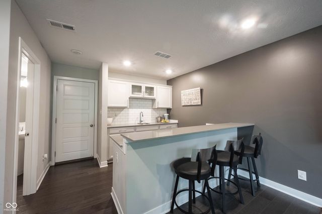 13338 Saxony Boulevard W, Fishers, IN 46037