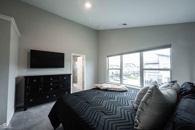 13338 Saxony Boulevard W, Fishers, IN 46037