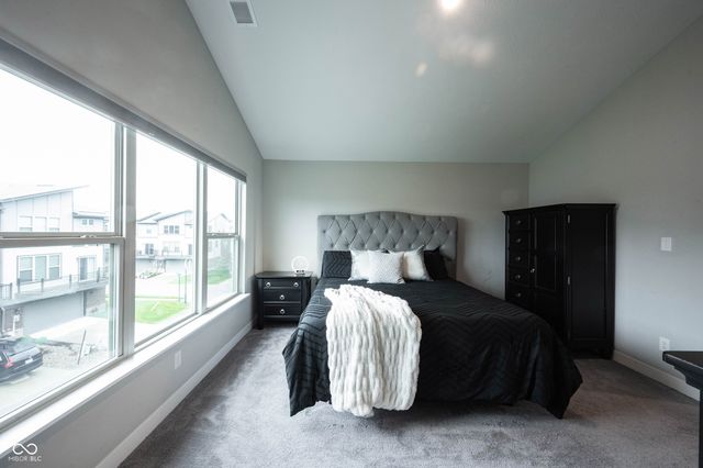 13338 Saxony Boulevard W, Fishers, IN 46037