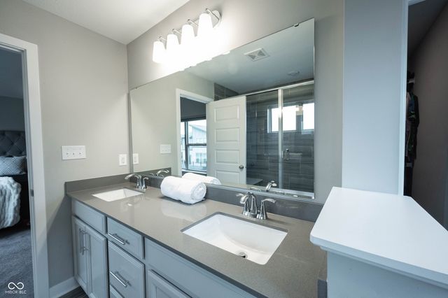 13338 Saxony Boulevard W, Fishers, IN 46037