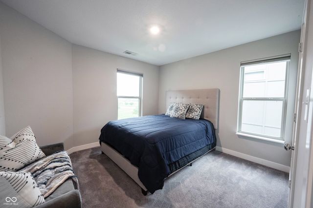 13338 Saxony Boulevard W, Fishers, IN 46037