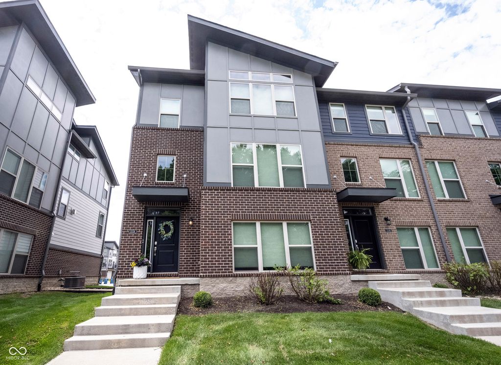 13338 Saxony Boulevard W, Fishers, IN 46037