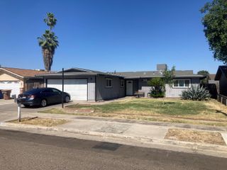 464 S Vista Street, Tulare, CA 93274