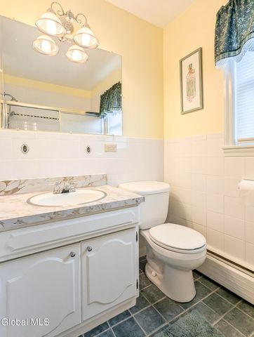66 New Turnpike Road, Troy, NY 12182