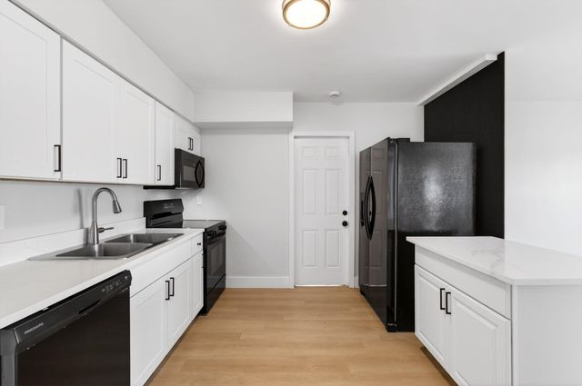 116 SE 2nd Avenue, Boynton Beach, FL 33435