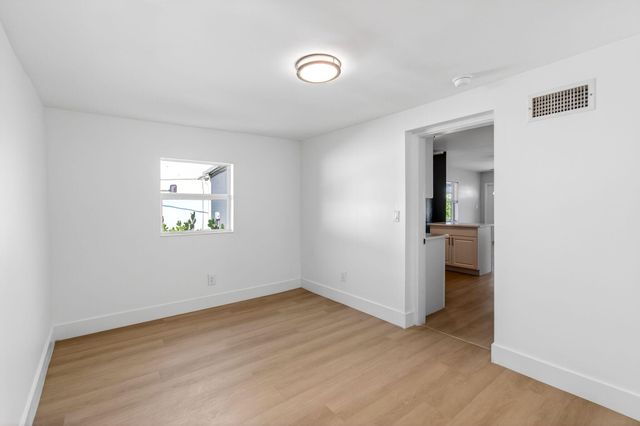 116 SE 2nd Avenue, Boynton Beach, FL 33435