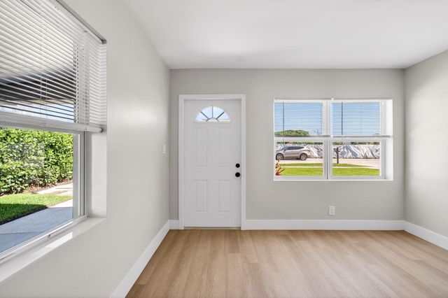 116 SE 2nd Avenue, Boynton Beach, FL 33435