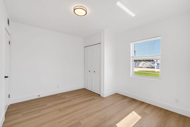 116 SE 2nd Avenue, Boynton Beach, FL 33435