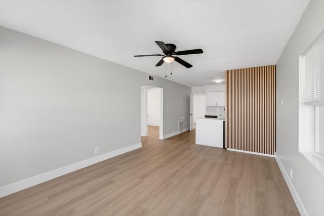 116 SE 2nd Avenue, Boynton Beach, FL 33435