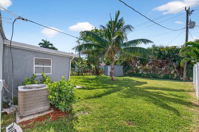 116 SE 2nd Avenue, Boynton Beach, FL 33435