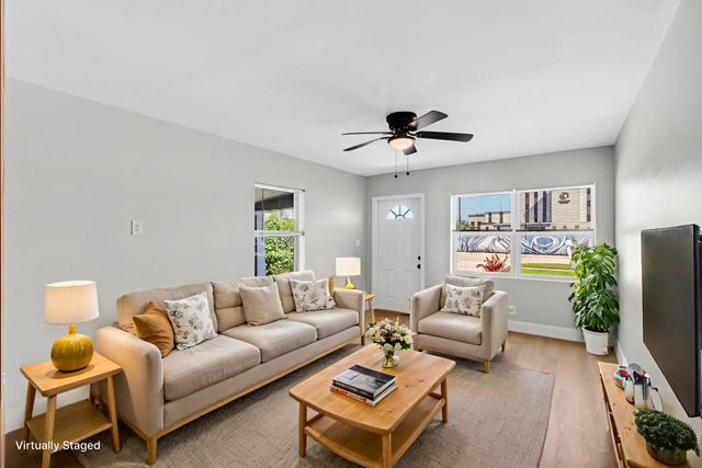 116 SE 2nd Avenue, Boynton Beach, FL 33435