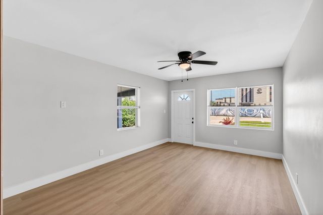 116 SE 2nd Avenue, Boynton Beach, FL 33435