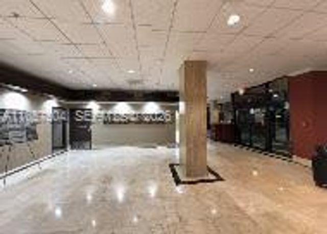 400 Kings Point Drive 328, Sunny Isles Beach, FL 33160