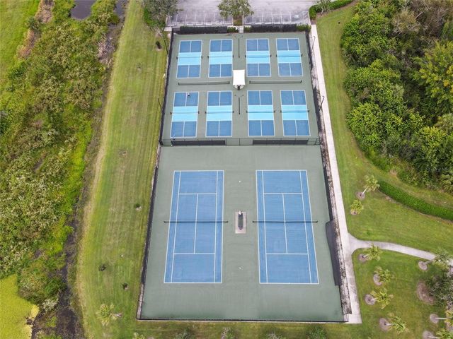 8746 STONE HARBOUR LOOP, Bradenton, FL 34212