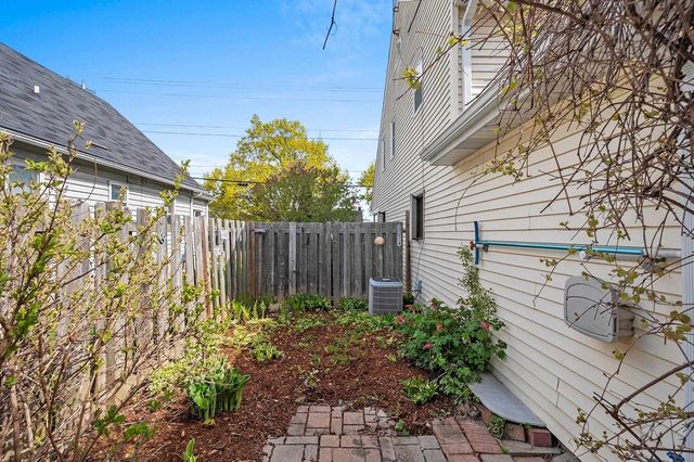 809 DRAPER STREET, Kaukauna, WI 54130