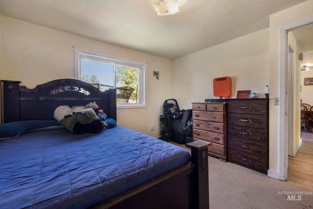 818 19th Ave E, Jerome, ID 83338
