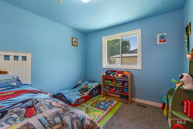818 19th Ave E, Jerome, ID 83338