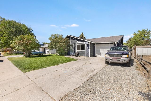818 19th Ave E, Jerome, ID 83338