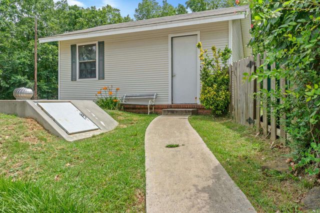 8910 Peters Road, Cabot, AR 72023