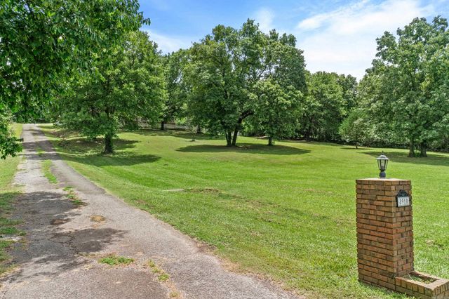 8910 Peters Road, Cabot, AR 72023