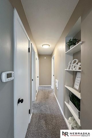 5420 Pine Street, Omaha, NE 68106