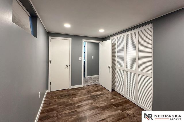 5420 Pine Street, Omaha, NE 68106