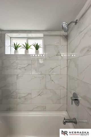 5420 Pine Street, Omaha, NE 68106