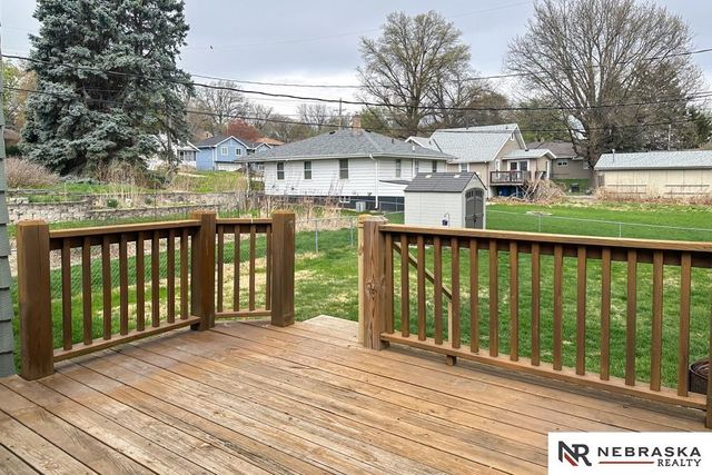 5420 Pine Street, Omaha, NE 68106