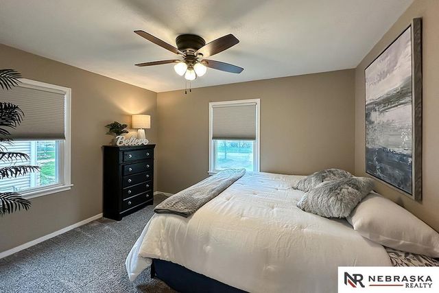 5420 Pine Street, Omaha, NE 68106