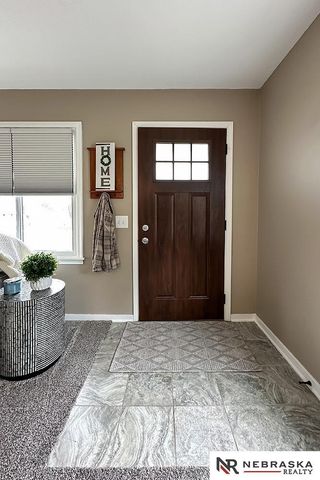 5420 Pine Street, Omaha, NE 68106