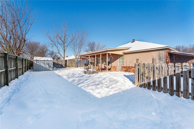 401 Bigi Avenue, Springdale, AR 72764