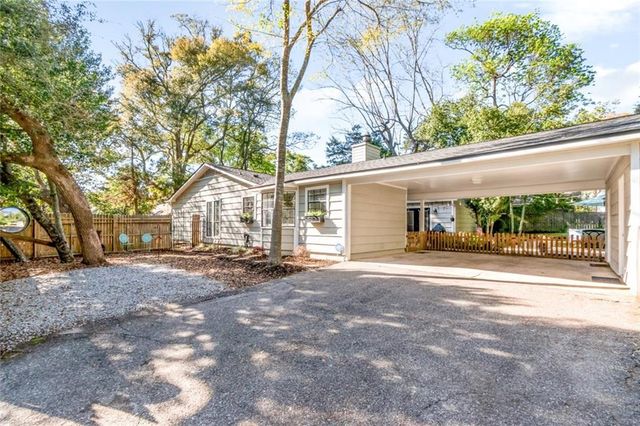 815 Mcneil Avenue, Mobile, AL 36609